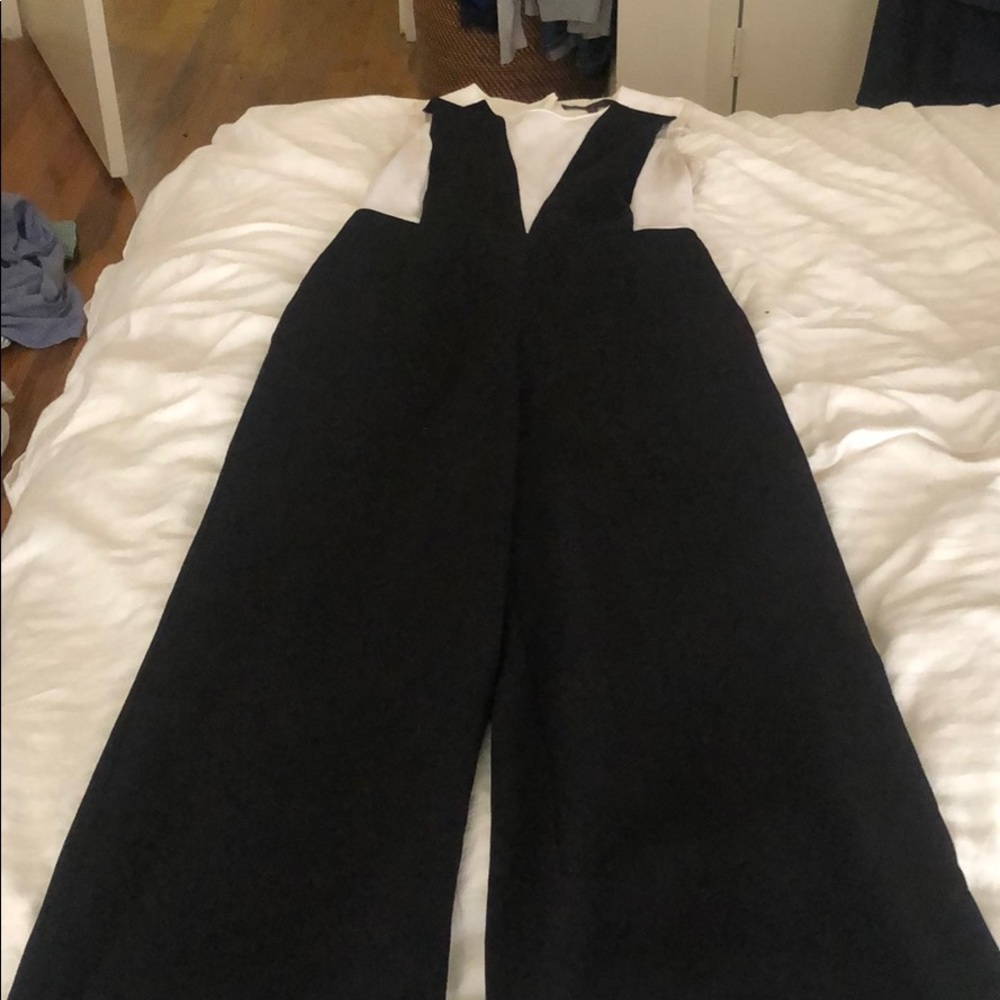 BCBG Jumpsuit - must go